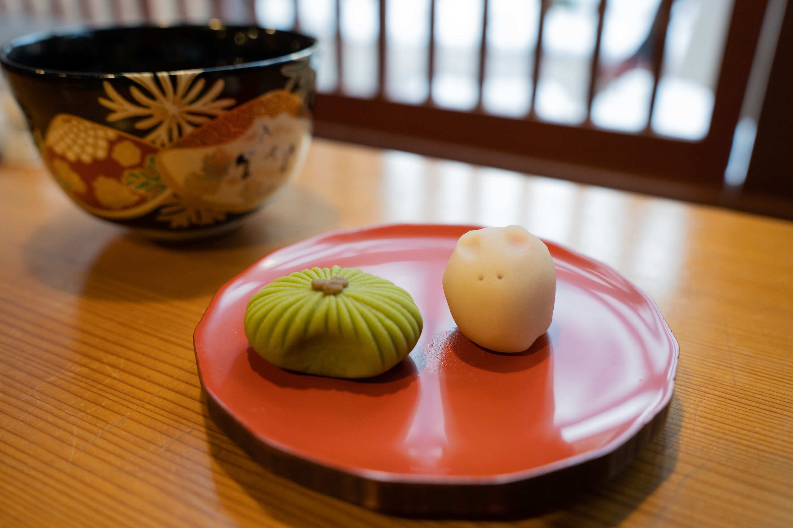 自然素材を使った季節の練り切り和菓子